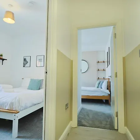公寓 Cosy Two Bedroom Flat In The Poet Mews
