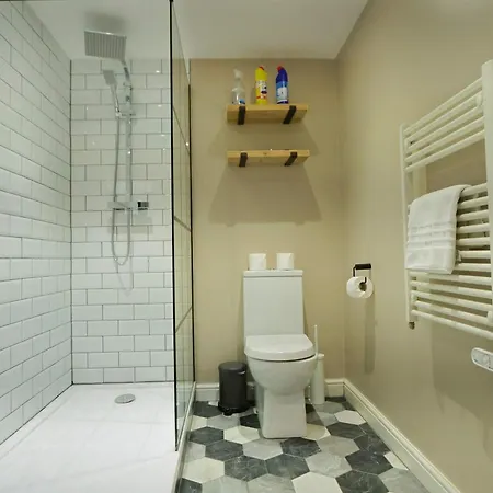 Lejlighed Cosy Two Bedroom Flat In The Poet Mews